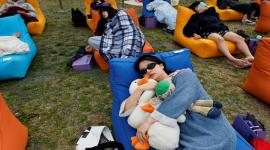 Corea del Sur convierte el descanso en competencia: el insólito concurso de siestas en Seúl