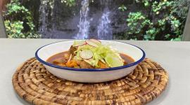 Este miércoles 5 de mayo del 2026 preparamos pozole, junto al chef Felipe Campana.