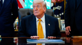 Donald Trump presenta nueva estrategia contra el “narcoterrorismo”. Advierte que EE.UU. actuará “con fuerzas terrestres” si México no enfrenta a los cárteles.