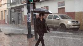 El Inamhi alertó de fuertes lluvias en la Costa y Sierra de Ecuador.