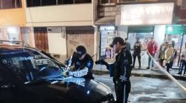 Un hombre que cuidaba carros resultó herido en un ataque armado en Solanda.