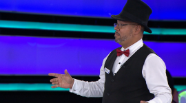 Miguel Estrella sorprende con un acto de magia en pleno set de ¡Ahora Caigo! Nadie se salva