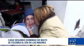 Cada segundo domingo de mayo, el país se une a más de 40 naciones para homenajear a las madres con reuniones familiares; la fecha guarda historias y legados tradicionales que perduran a través de las generaciones.
