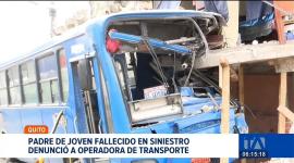 El padre de la víctima presentó una denuncia formal ante la Secretaría de Movilidad contra la operadora de transporte. Un reportaje de Nathalie Jiménez