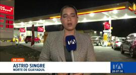 La comercialización de gasolinas Extra y Ecopaís volvió a la regularidad la tarde de este martes en Guayaquil. Un reportaje de Astrid Singre