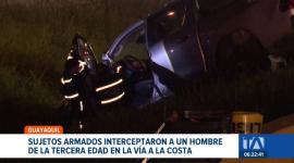 Un hombre de la tercera edad perdió el control de su automotor al intentar huir de sujetos que lo interceptaron en plena vía a la Costa. Un reportaje de Camila Guevara