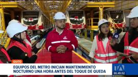 Para no afectar la operación comercial del Metro de Quito, los equipos técnicos aprovechan la madrugada para realizar los mantenimientos. Un reportaje de Nathalie Jiménez