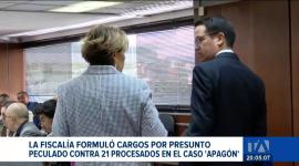 El requerimiento abarca a 20 personas más por presunto peculado; además se solicitó la difusión roja de Interpol para los directivos de Progen. Un reportaje de Fausto Yépez