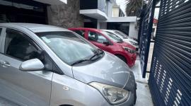 AMC clausuró dos concesionarias de vehículos en el sector Iñaquito, en el norte de Quito.