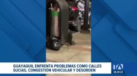 Habitantes de varios sectores de Guayaquil expresan su malestar por el descuido de la ciudad. Autoridades no brindan soluciones. 
Un reportaje de Ever Moreira