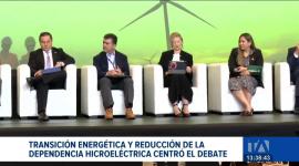 Expertos, organismos internacionales y sector privado evaluaron proyectos renovables y financiamiento internacional en Quito.