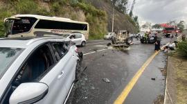 Siniestro de tránsito en la Av. Simon Bolívar, a la altura del inicio de la Ruta Viva.
