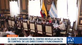La acumulación de basura y el desorden comercial en el casco central del Puerto Principal evidencian fisuras en la gestión del cabildo. Un reportaje de Jazmín Solís