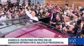 La candidata Keiko Fujimori alcanza el 50.016% frente al 49.984% obtenido por el izquierdista Roberto Sánches. Un reportaje de Belén Merizalde