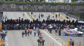Manifestantes bloquean vía hacia el estadio Azteca previo al Mundial 2026