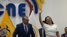 Consejero José Cabrera fue posesionado como nuevo Presidente del CNE por la consejera Diana Atamaint en la sesión del Pleno.