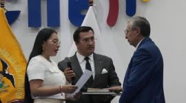 José Cabrera fue posesionado como nuevo Presidente del CNE por la consejera Diana Atamaint