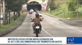 Las cifras de siniestralidad vial encienden las alarmas en Quito. El parque automotor de motocicletas casi se ha duplicado en los últimos cuatro años. Un reportaje de Stephany Paz