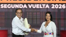 A la segunda vuelta en el Perú llegaron los candidates Keiko Fujimori y Roberto Sanchez.