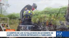 Cuatro víctimas ya fueron identificadas, los peritos continúan con los exámenes técnicos y pruebas de ADN para reconocer los ocho cuerpos restantes. Un reportaje de Bernarda Cevallos