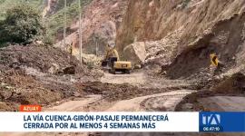 La vía Cuenca-Girón-Pasaje permanecerá inhabilitada debido a derrumbes. Autoridades evalúan emitir una declaratoria de emergencia en la zona. Un reportaje de Iván Rodríguez