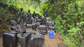 La Policía Nacional ejecutó un operativo en Jama en el que decomisó 2 toneladas de cocaína