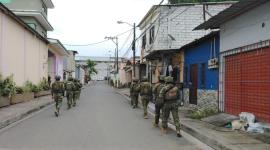 Fuerzas Armadas ejecutaron operativos de seguridad en zonas de alta conflictividad en Guayaquil el miércoles 17 de junio de 2026.