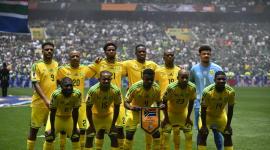 Aficionados africanos expresan su rechazo a Sudáfrica durante el Mundial 2026.