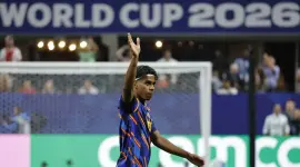 Lamine Yamal regresa a la titularidad con España ante Arabia Saudita