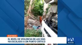El gremio del transporte pesado alerta que los ataques armados y secuestros de contenedores en las carreteras responden a un filtración de información. Un reportaje de Catalina García