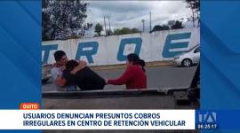 Usuarios denunciaron cobros ilegales de tramitadores en el Centro de Retención Vehicular de Turubamba. Las autoridades iniciaron procesos sancionatorios. Un reportaje de Juan Miguel Rodríguez