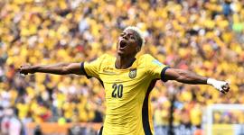Nilson Angulo celebra el primer gol de Ecuador en el Mundial 2026