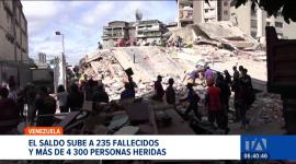 Las autoridades venezolanas actualizaron las estadísticas de la catástrofe. Brigadas internacionales de asistencia humanitaria y continúan arribando al país. Un reportaje de Mateo Paredes