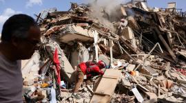Bomberos de Guayaquil partieron a Venezuela para ayudar en tareas de rescate de víctimas.
