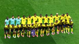 México vs. Ecuador - Estadio Azteca, Ciudad de México, México - 30 de junio de 2026. Jugadores de Ecuador posan para la foto de equipo antes del partido.
