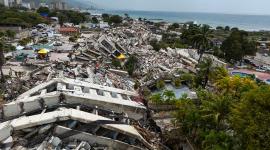 Así lucen los edificios colapsados en el estado de La Guaira tras los debastadores terremotos.