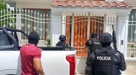 El Alcalde de Machala fue detenido durante allanamientos ejecutados por la Policía y Fiscalía en El Oro.