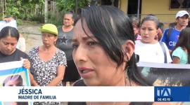 Un informe del Servicio Nacional de Medicina Legal expone la falta de recursos económicos. Señala que la crisis provoca colapsos administrativos.  Un reportaje de Paula Kuhn