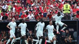 Jugadores de Francia festejan el segundo gol ante Marruecos.