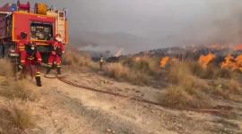 Un voraz incendio se extendió por la zona de Almería desde la tarde del jueves 9 de julio.