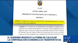A la par del nuevo esquema de estabilización de precios de las gasolinas, el Gobierno modificó la fórmula para asignar el subsidio al transporte. Un reportaje de Brigette Mancheno