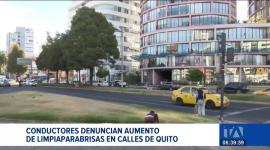 Conductores alertan aumento de limpiaparabrisas en el norte de Quito. Ante esto, la AMC ejecuta controles de disuasión en las zonas afectadas. Un reportaje de Stephany Paz