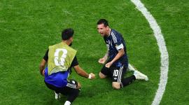 El festejo de Lionel Messi al finalizar el partido ante Inglaterra y confirmar su clasificación a la final del Mundial 2026.