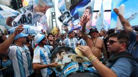 Hinchas de Argentina y España se preparan para la gran final este domingo 19 de julio