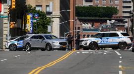 Policía arresta al presunto responsable del incendio frente a oficinas de inmigración en Nueva York.
