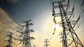 Colombia reanudará la venta de energía a Ecuador a través de empresas privadas.