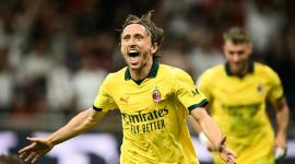 Luka Modric festeja un gol con el AC Milan.