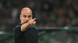 Pep Guardiola dirigiendo un encuentro con el Manchester City.