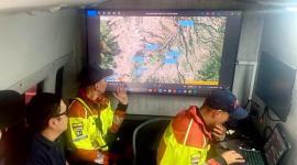 Los Bomberos de Quito realizan labores de búsqueda de Lizeth Bunshi