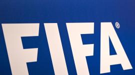 Emblema de la FIFA, máximo organismo del deporte mundial.